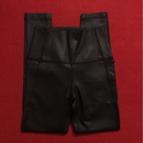 NWT CRZ YOGA Butterluxe Matte Faux Leather Leggings - Picture 13 of 16